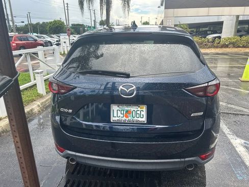 Used 2018 MAZDA CX-5 Touring w/ Preferred Equipment Package FWD image 11