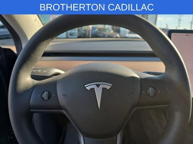 Used 2025 Tesla Model Y Long Range AWD/4WD image 12