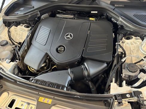 Certified 2025 Mercedes-Benz GLC 300 image 34