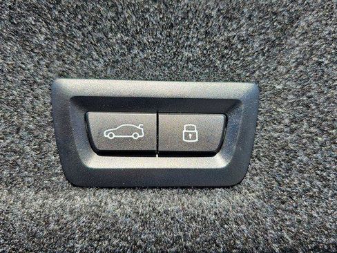 Used 2025 BMW 330i xDrive xDrive w/ M Sport Package image 13