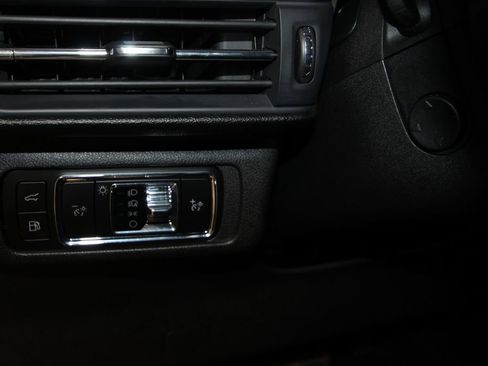 Used 2024 Lincoln Corsair Grand Touring w/ Equipment Group 301A image 10