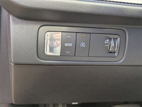 New 2026 Chevrolet Traverse High Country image 14