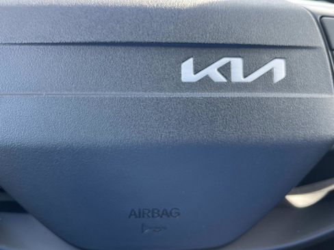 New 2025 Kia K4 EX image 26