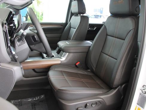 New 2025 Chevrolet Silverado 2500 High Country w/ Technology Package image 23