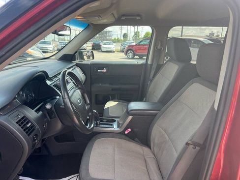 Used 2009 Ford Flex SE FWD image 21
