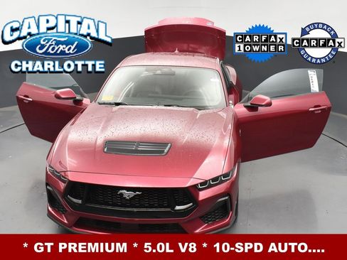 Used 2025 Ford Mustang GT Premium image 34
