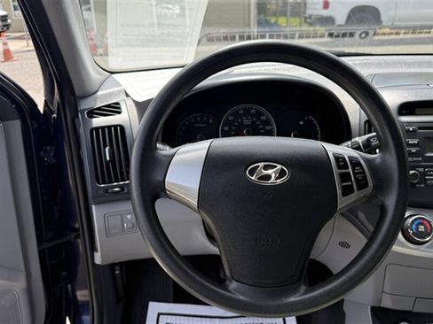 Used 2010 Hyundai Elantra GLS FWD image 8