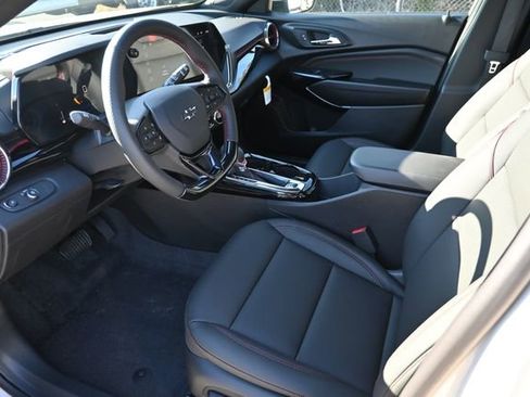 New 2026 Chevrolet Trax RS w/ Sunroof Package image 9