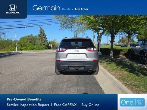 Used 2020 Jeep Cherokee Latitude Lux w/ Trailer Tow Group AWD/4WD image 7