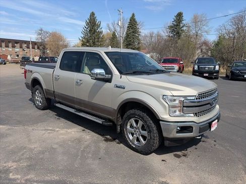 Used 2018 Ford F150 Lariat w/ Equipment Group 502A Luxury AWD/4WD image 3