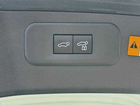 Used 2025 Lexus NX 250 FWD w/ Cold Area Package image 29