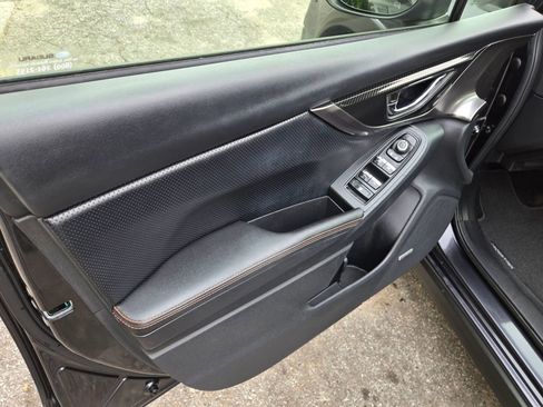 Used 2018 Subaru Crosstrek 2.0i Limited image 8