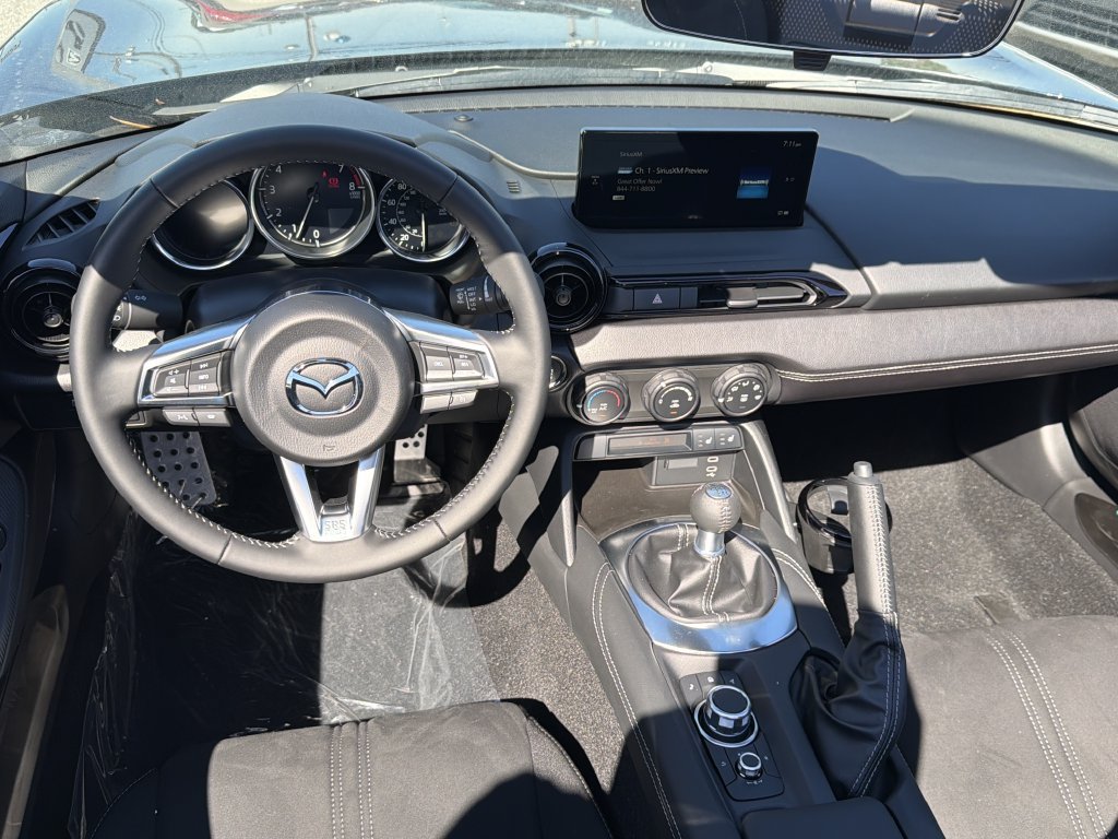 New 2026 MAZDA MX-5 Miata Club w/ Interior Package RWD image 3