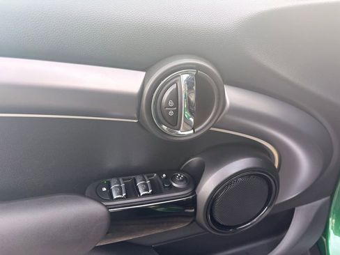 Used 2023 MINI Cooper S image 31