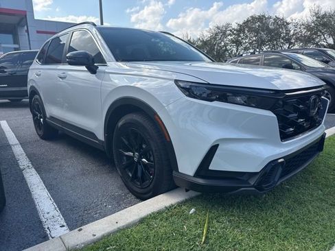 Used 2025 Honda CR-V Sport image 3