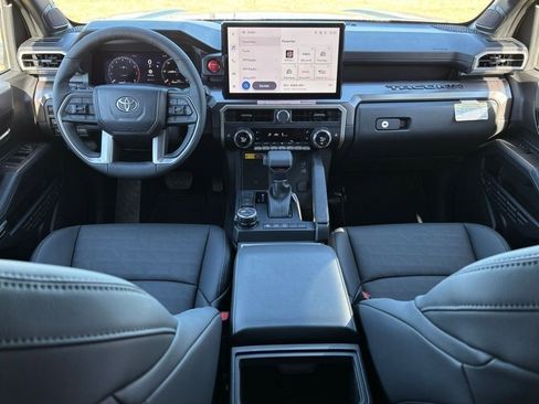 New 2025 Toyota Tacoma TRD Off-Road image 10