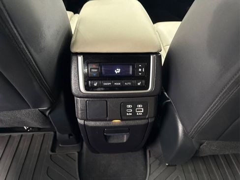 Used 2023 Subaru Ascent Limited image 30