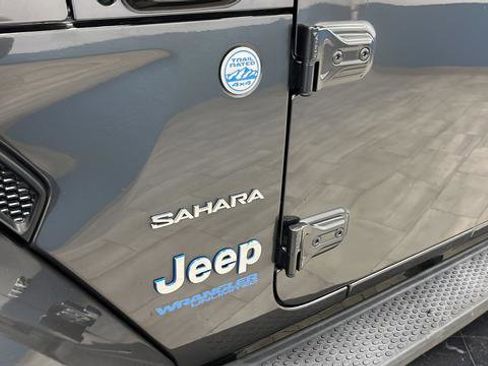 Used 2022 Jeep Wrangler Unlimited Sahara w/ Cold Weather Group image 40