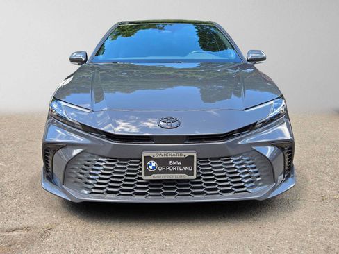 Used 2025 Toyota Camry XSE w/ Premium Package AWD/4WD image 8