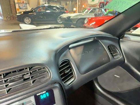 Used 1998 Chevrolet Corvette Convertible w/ Memory Pkg RWD image 36