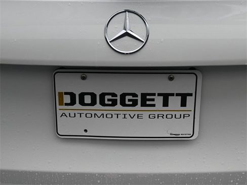 New 2025 Mercedes-Benz GLB 250 image 14