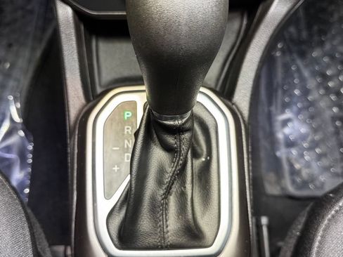 Used 2022 Jeep Renegade Latitude AWD/4WD image 35