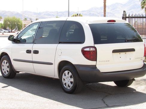 Used 2002 Dodge Caravan SE image 6