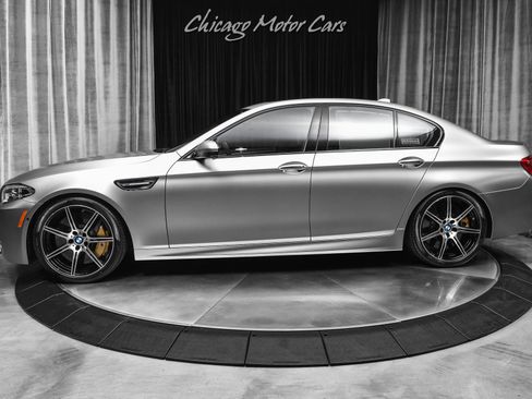 Used 2015 BMW M5 RWD image 1
