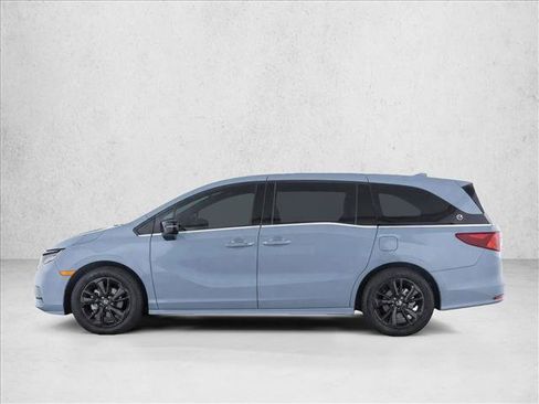 Used 2024 Honda Odyssey Sport image 4