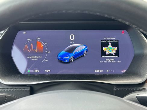 Used 2018 Tesla Model X 100D image 23