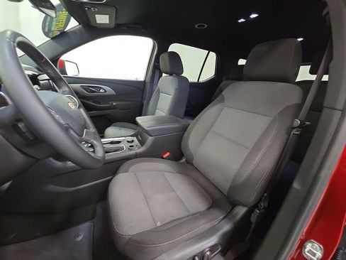 Used 2023 Chevrolet Traverse LT image 27