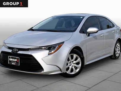 Used 2025 Toyota Corolla LE