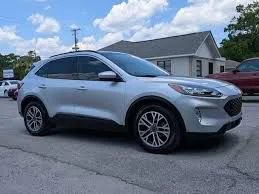 Used 2020 Ford Escape SE FWD image 1