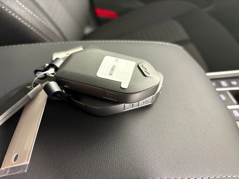 New 2026 Kia Sorento LX FWD image 42