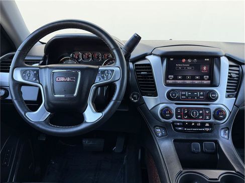 Used 2015 GMC Yukon XL SLT w/ Open Road Package AWD/4WD image 31
