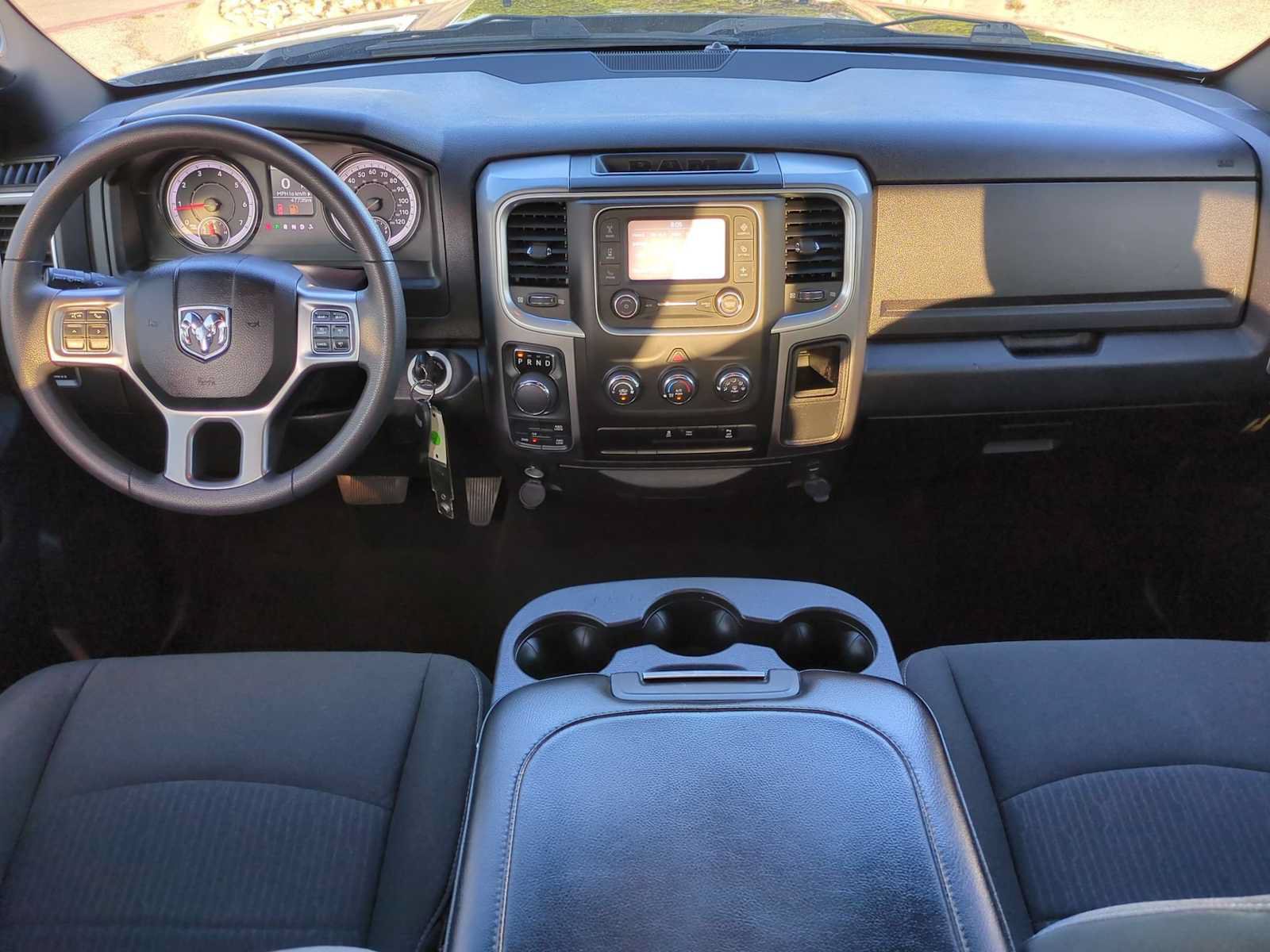 Used 2024 RAM 1500 Warlock AWD/4WD image 18