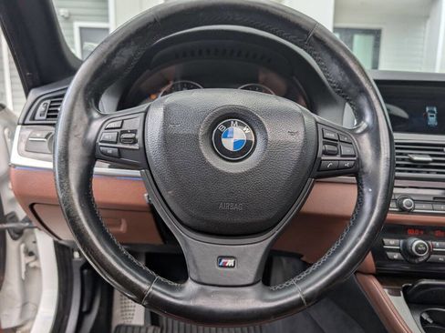Used 2013 BMW 528i Sedan image 28