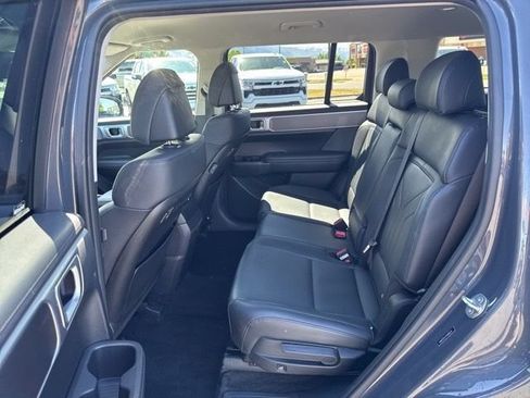 Used 2025 Hyundai Santa Fe SEL AWD/4WD image 14
