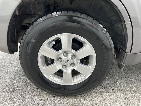 Used 2010 Ford Escape Limited AWD/4WD image 14