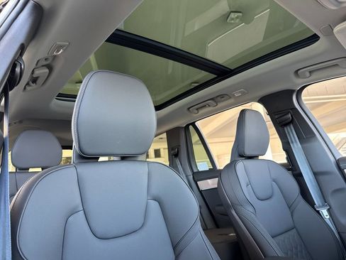 New 2026 Volvo XC90 B5 Plus image 17