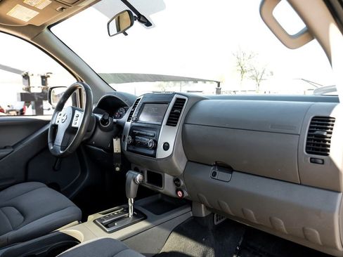 Used 2019 Nissan Frontier S image 9
