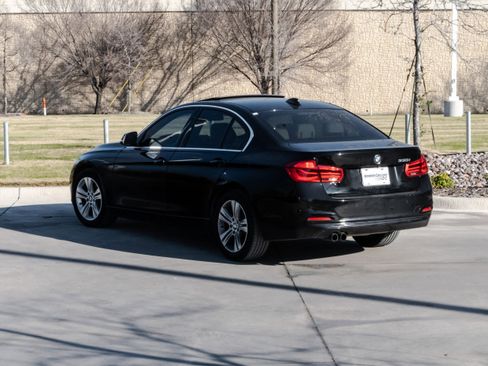 Used 2017 BMW 330i Sedan image 3