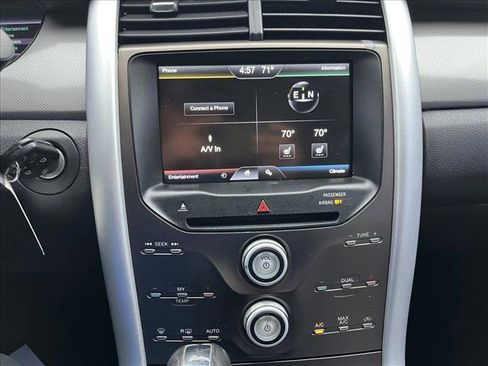 Used 2013 Ford Edge SEL image 12