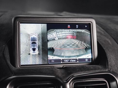 Used 2021 Aston Martin V8 Vantage Coupe image 57