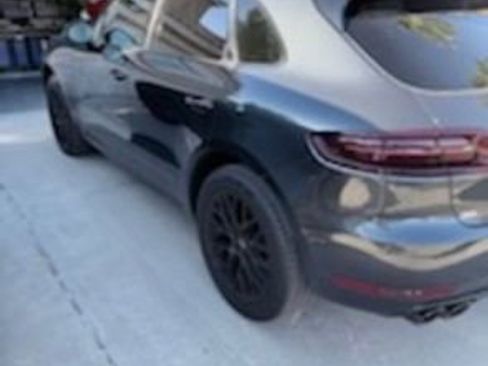 Used 2018 Porsche Macan GTS AWD/4WD image 7
