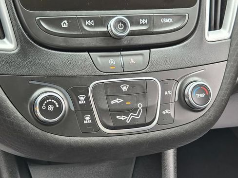 Used 2024 Chevrolet Malibu LS FWD image 31