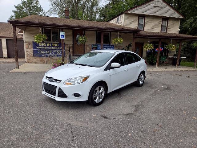 Used 2014 Ford Focus SE FWD image 2