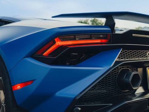 Used 2023 Lamborghini Huracan Tecnica RWD image 47