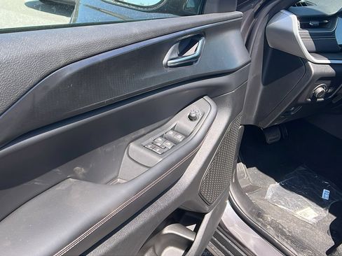 New 2025 Jeep Grand Cherokee L Altitude image 15