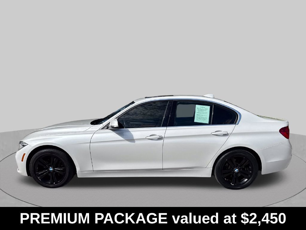 Used 2017 BMW 330i xDrive Sedan AWD/4WD image 2